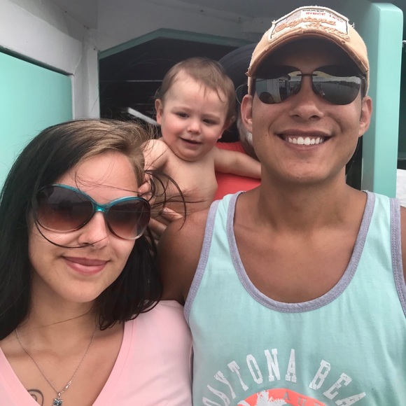 Meet your Posher, Cindy - Picture 4 of 8